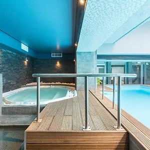 Brise De - Piscine Interieure & Exterieure Saint-Raphaël