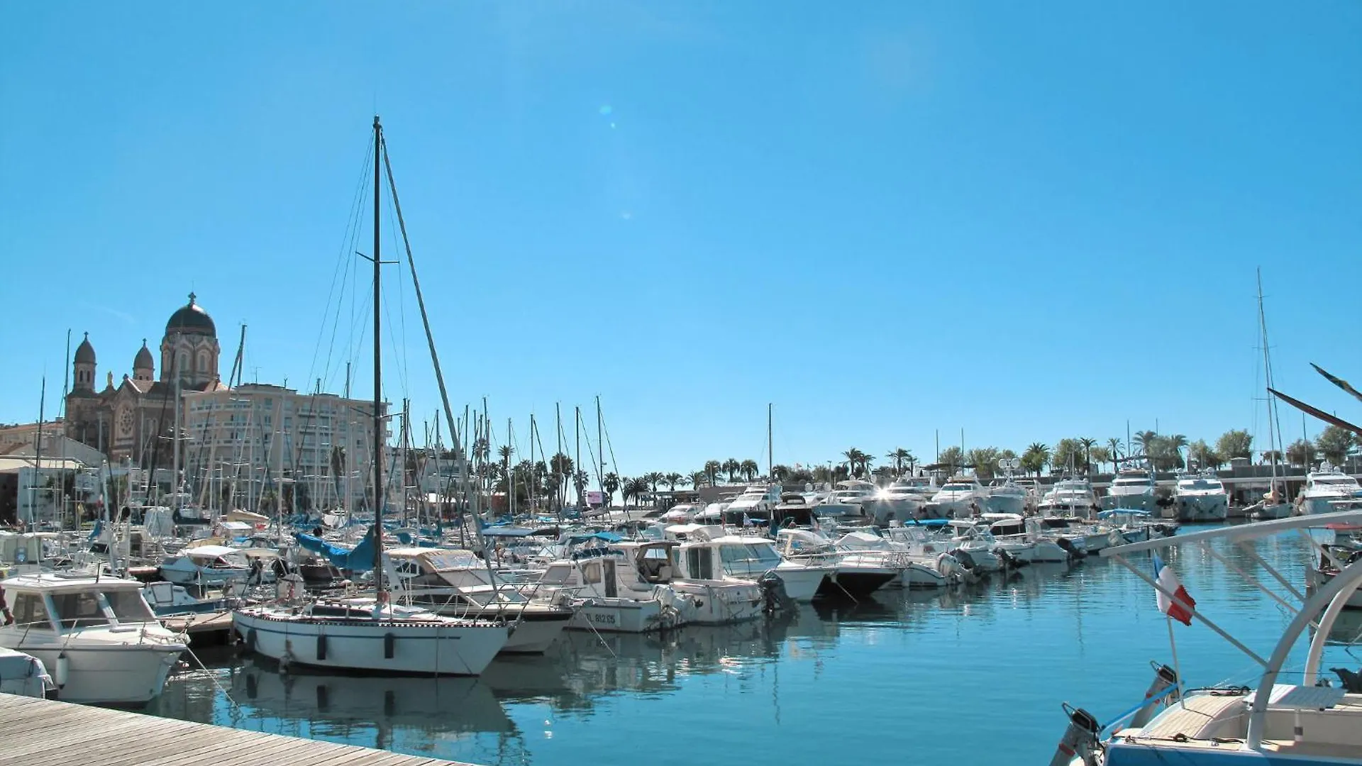 Holiday Home Residence La Corniche D'Or By Interhome Saint-Raphael